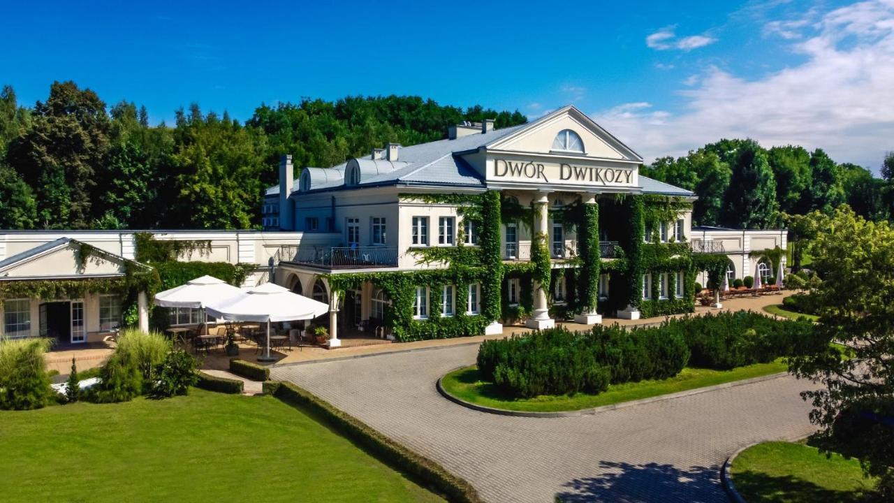 Hotel Dwor Dwikozy Exterior foto