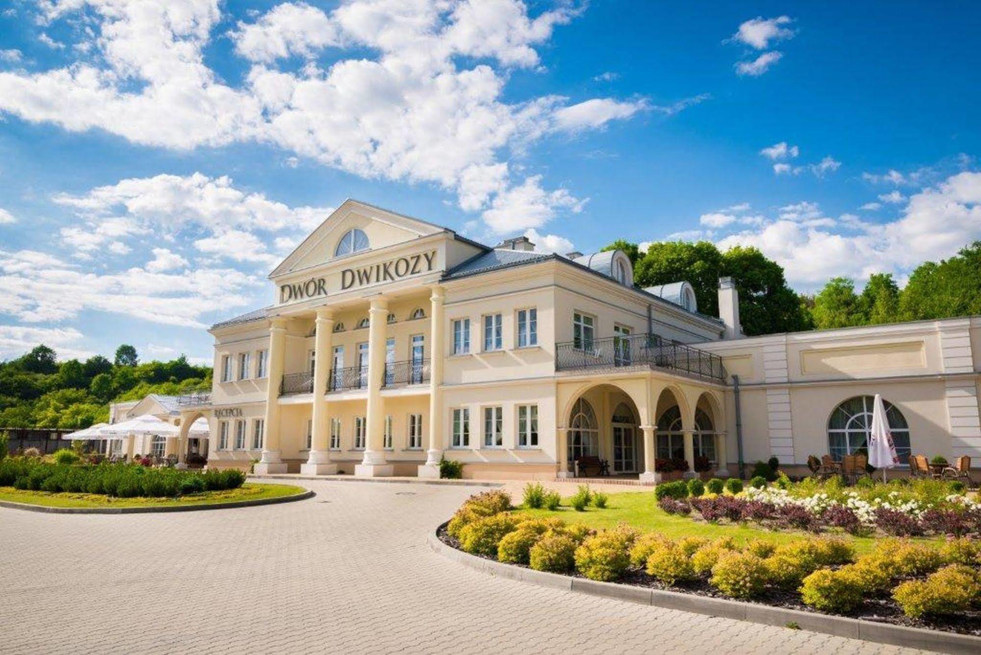 Hotel Dwor Dwikozy Exterior foto